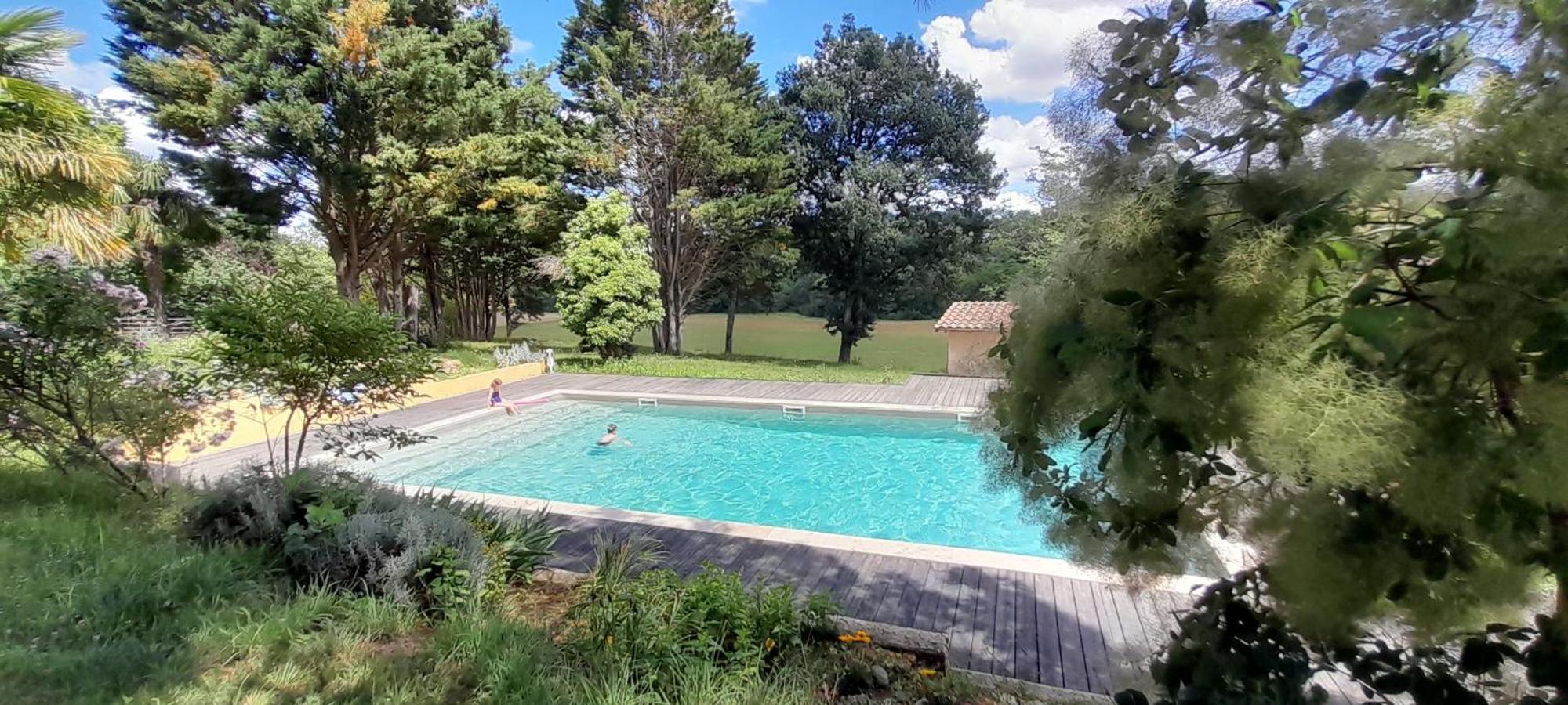 Bed and Breakfast Domaine De Calabel à Pouylebon Extérieur photo